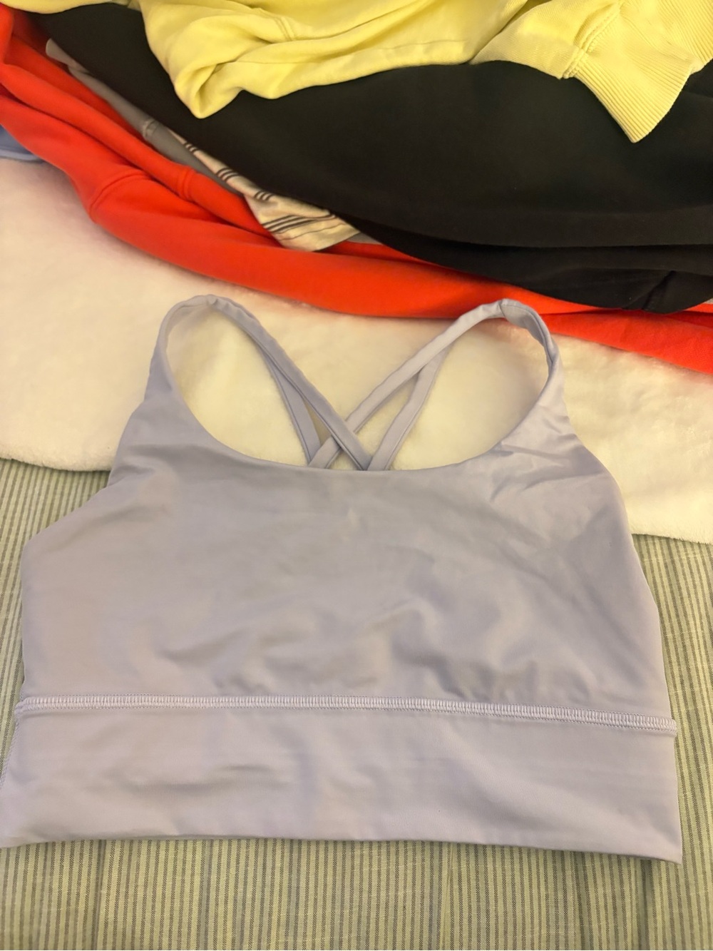 Lululemon Women's Light Lavender Strappy Sports Bra